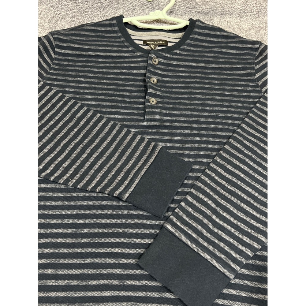 Banana Republic Mens XL Henley Shirt Long Sleeve Striped Navy Gray Cotton Blend